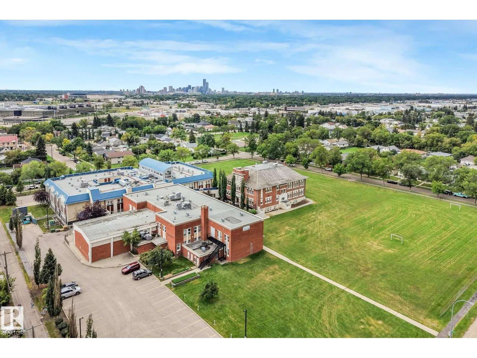 12843 67 ST NW