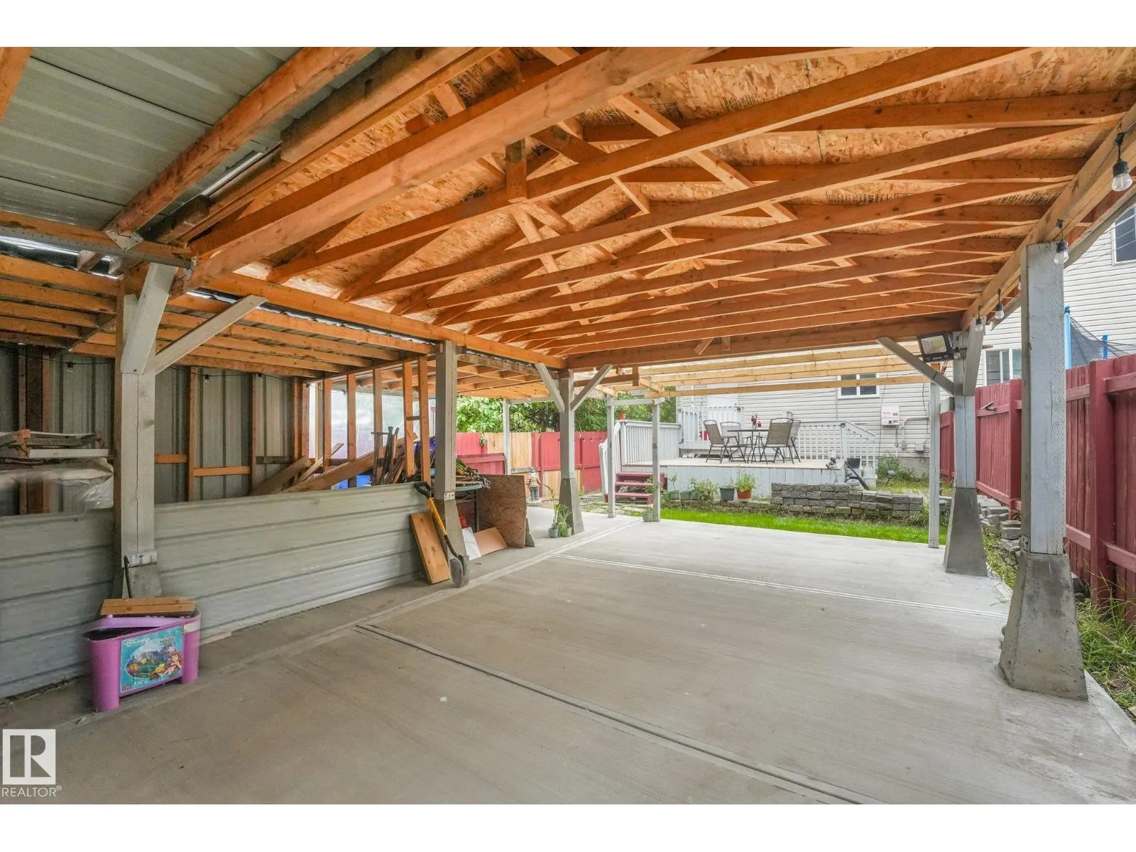 12843 67 ST NW