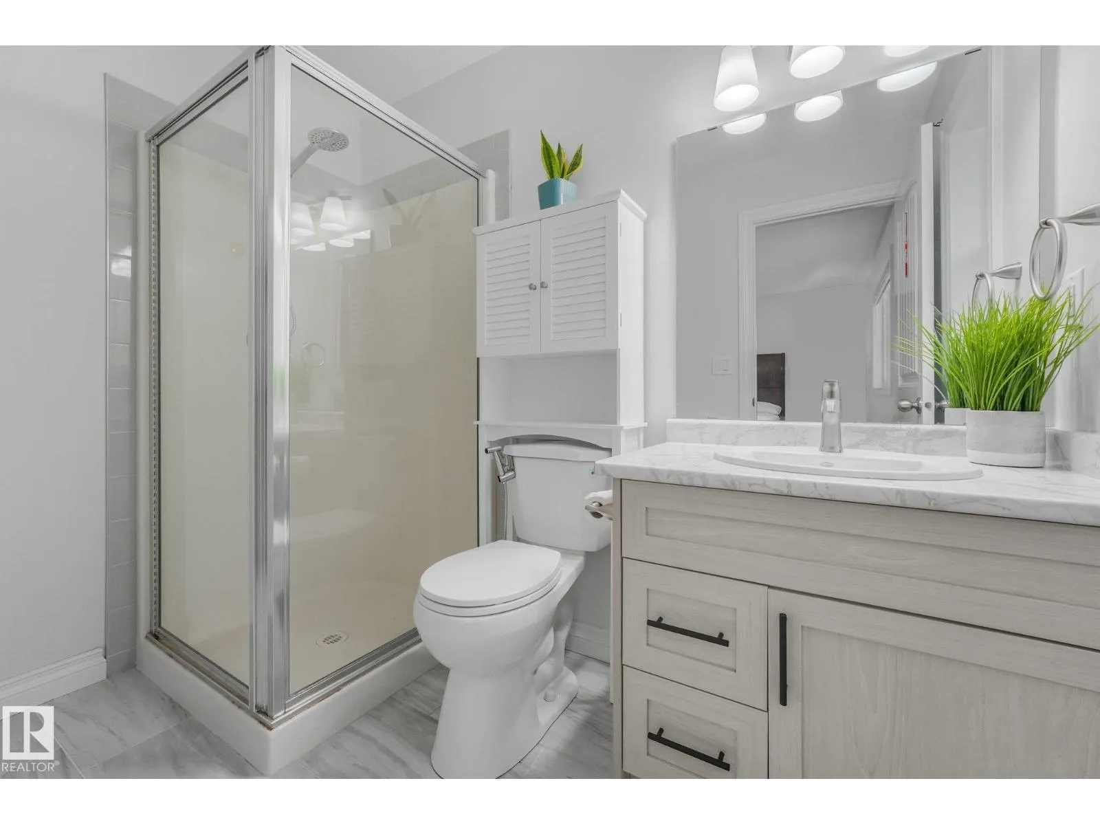 12843 67 ST NW