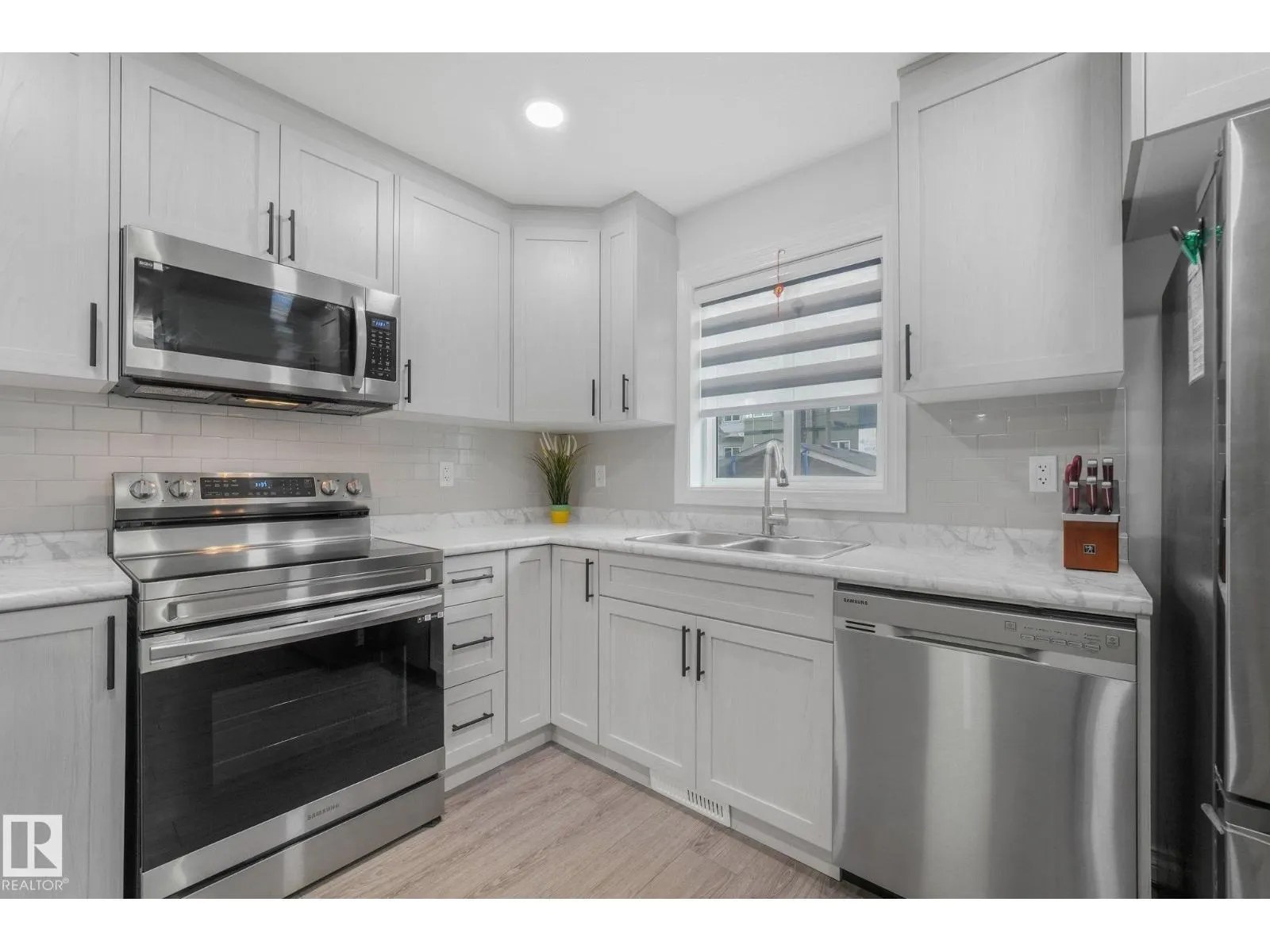 12843 67 ST NW
