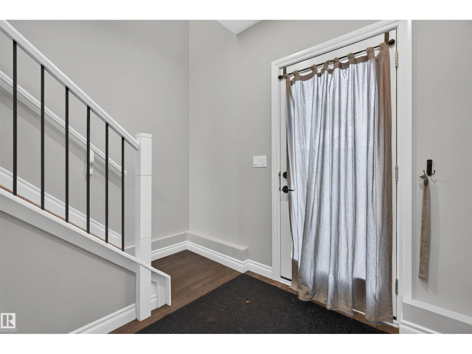 11212 75 AV NW