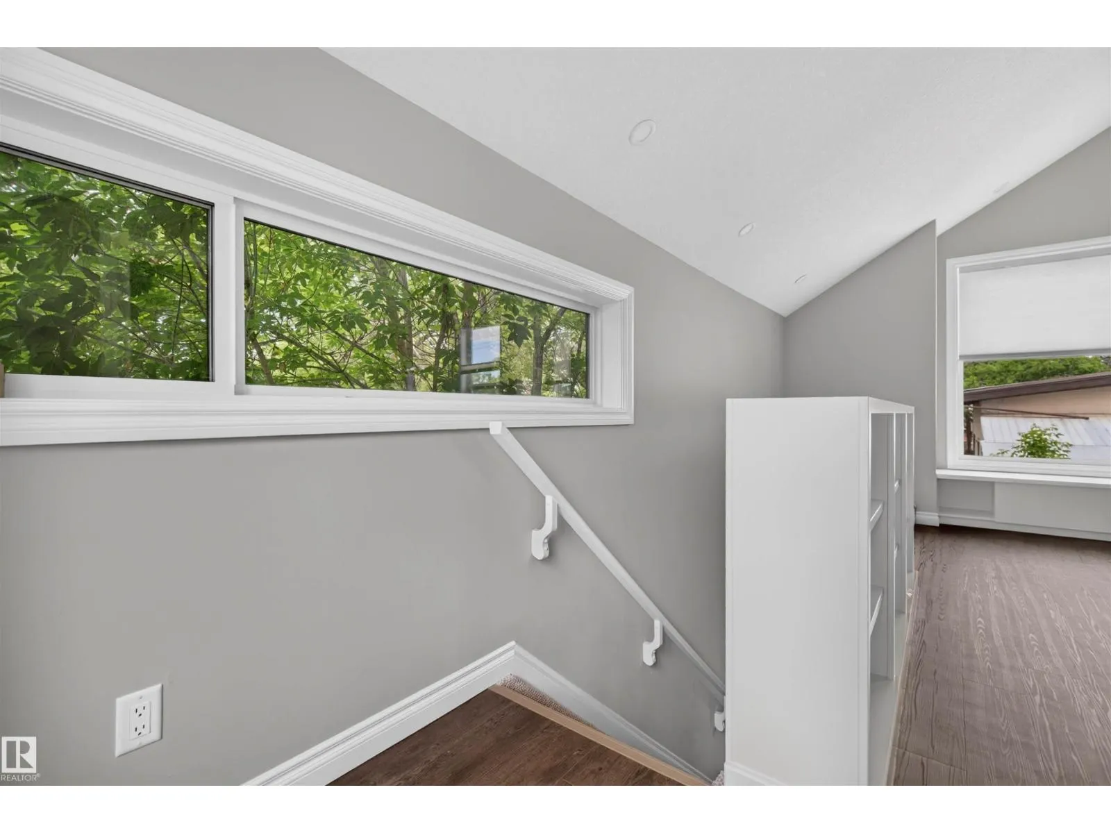 11212 75 AV NW