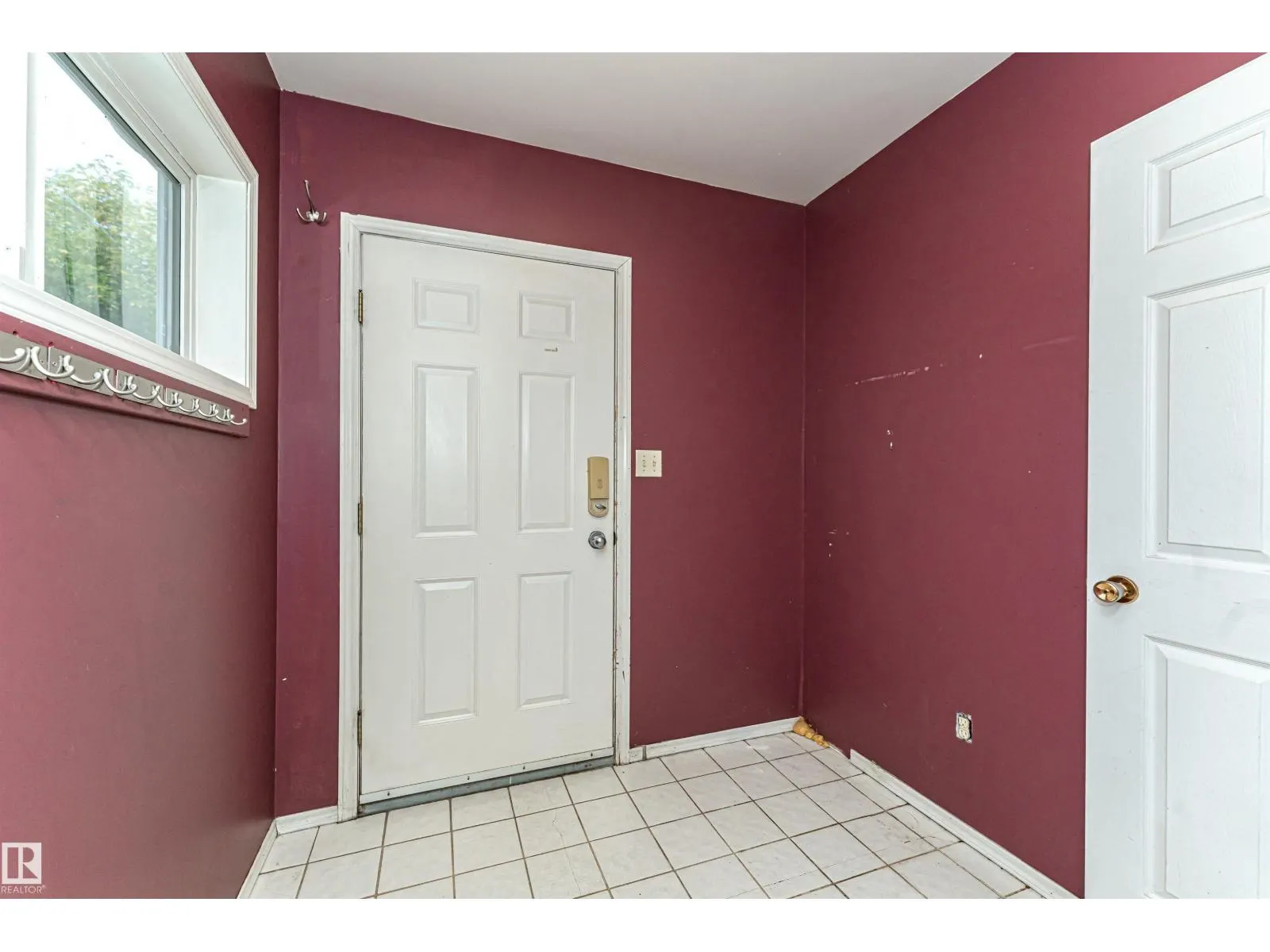 10930 80 AV NW