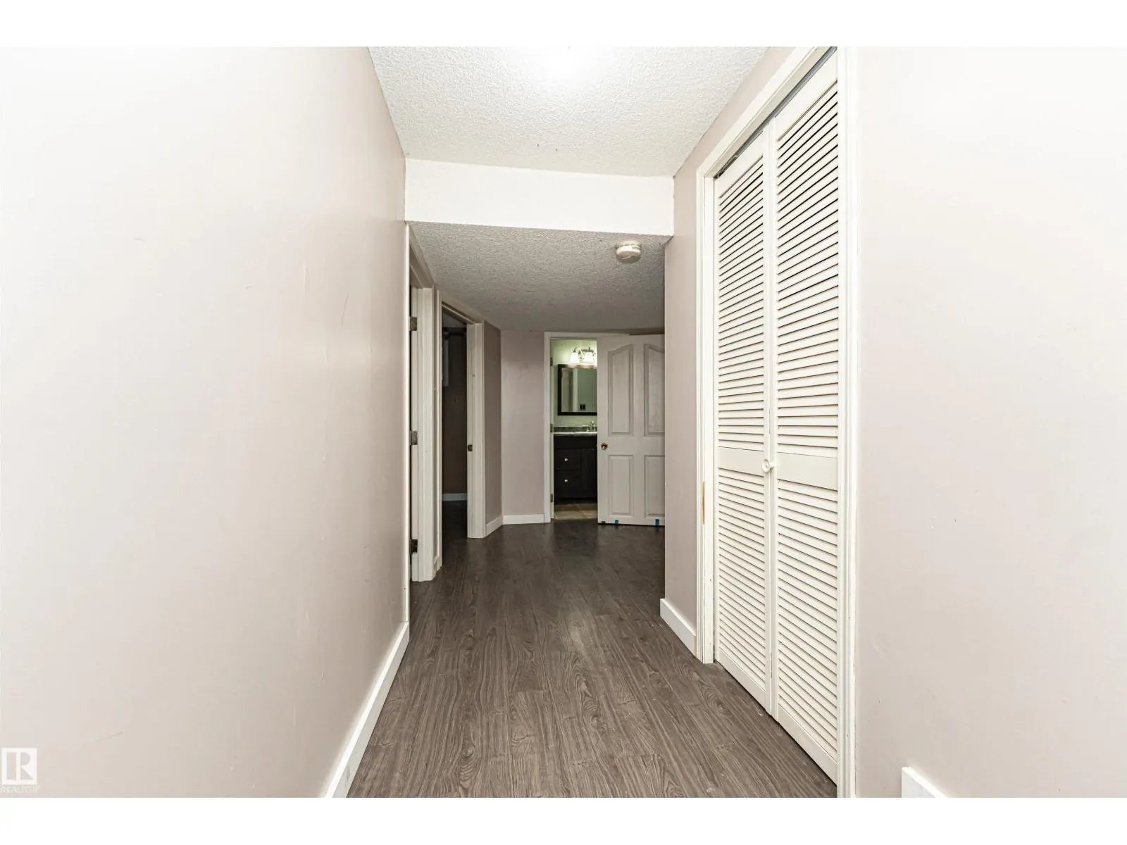10930 80 AV NW