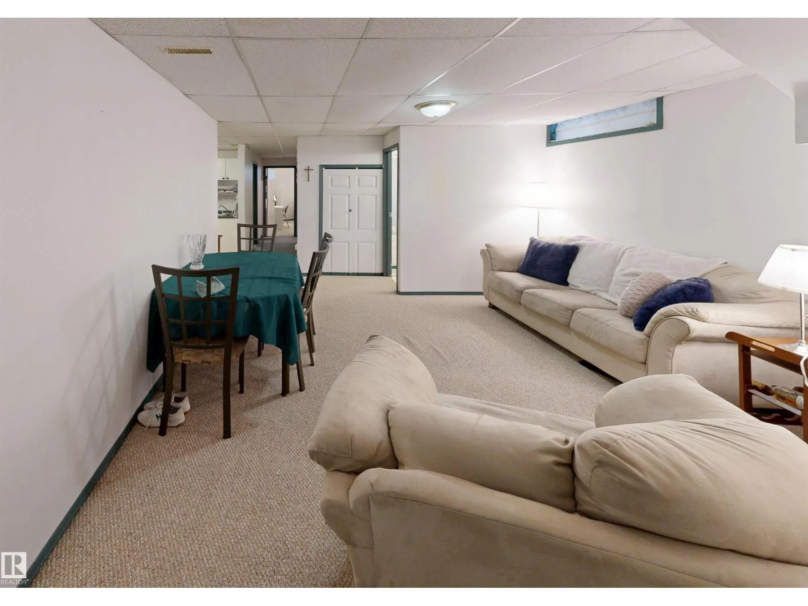 10941 81 AV NW