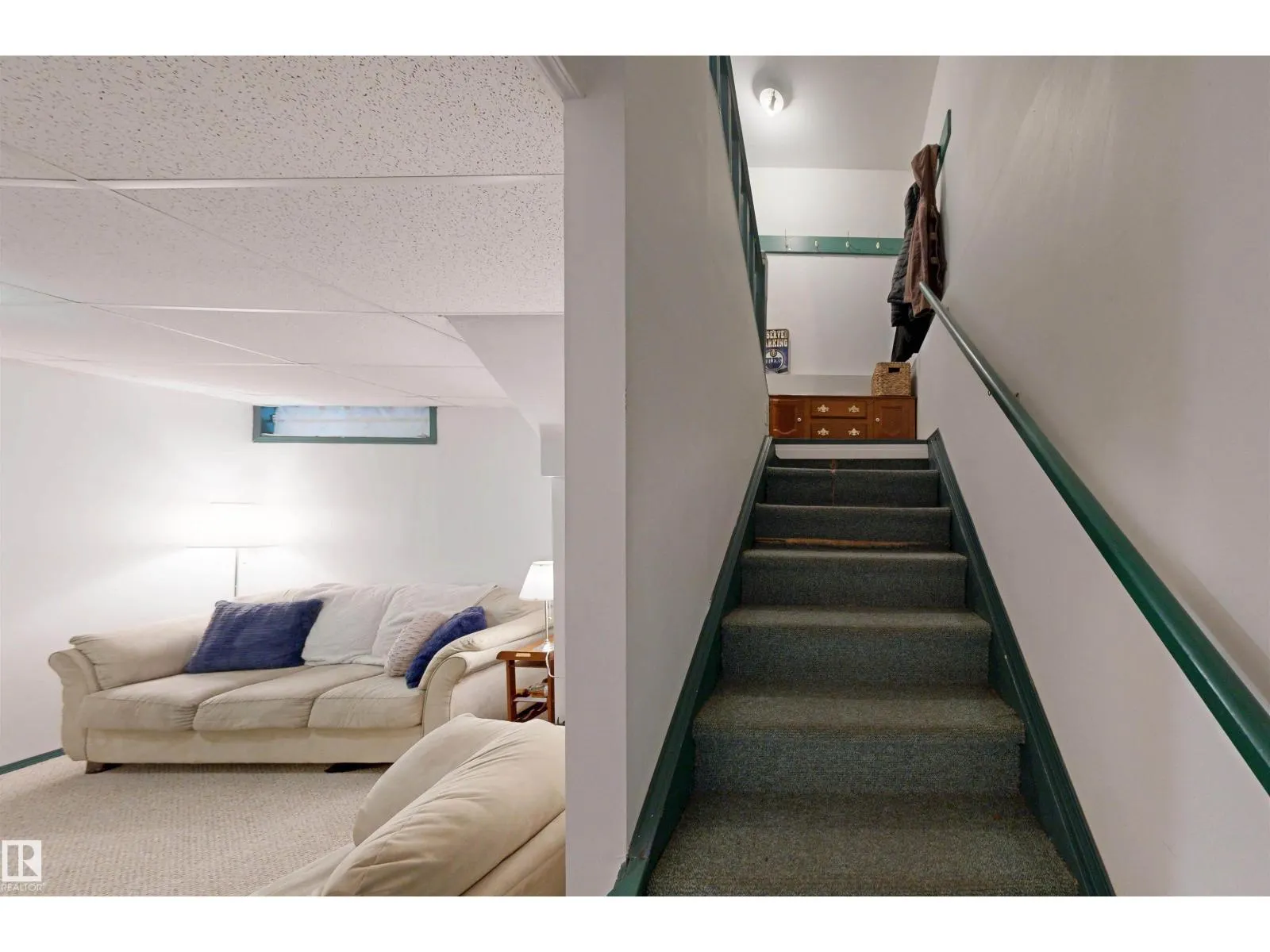 10941 81 AV NW
