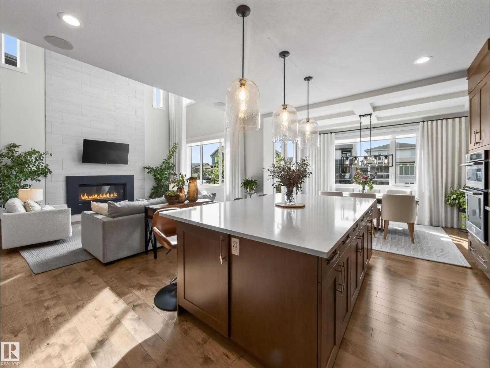 61 AMESBURY WD