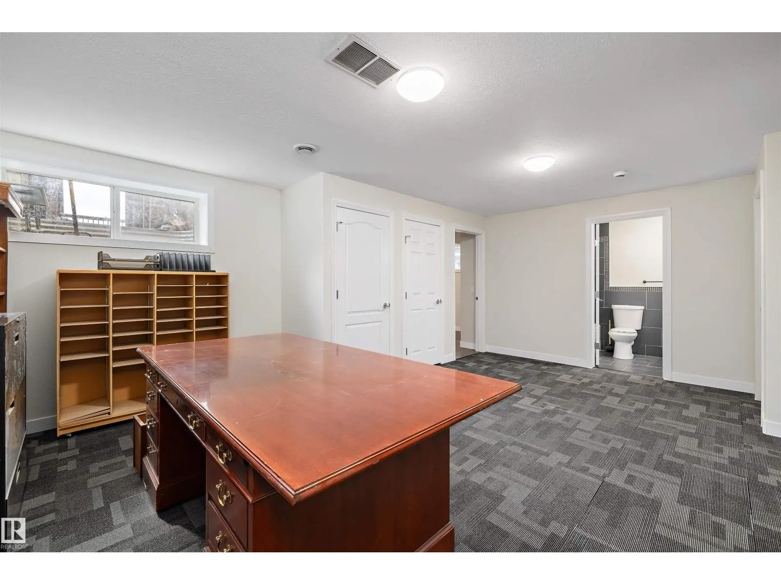 178 WOODBEND WY