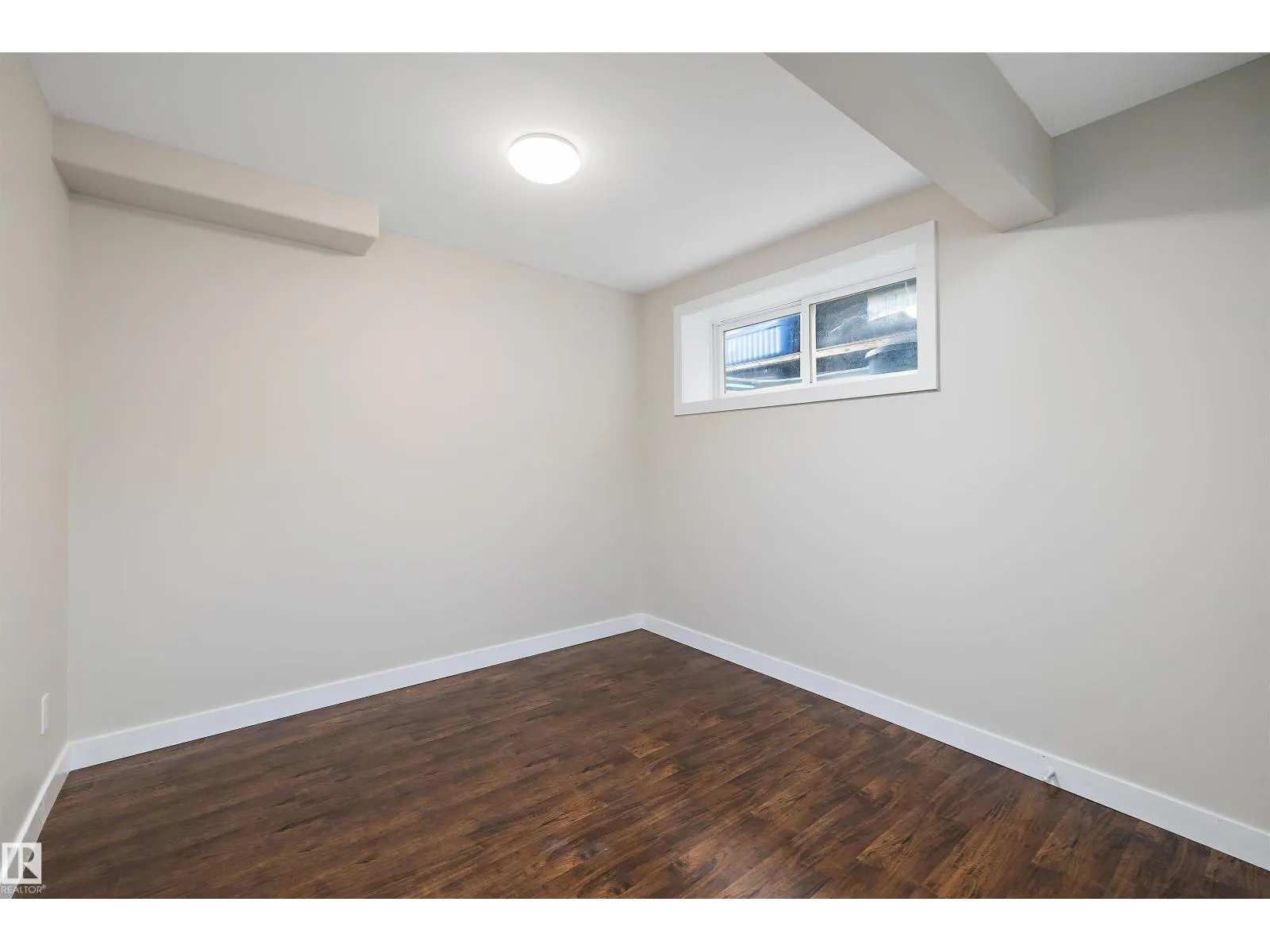 178 WOODBEND WY
