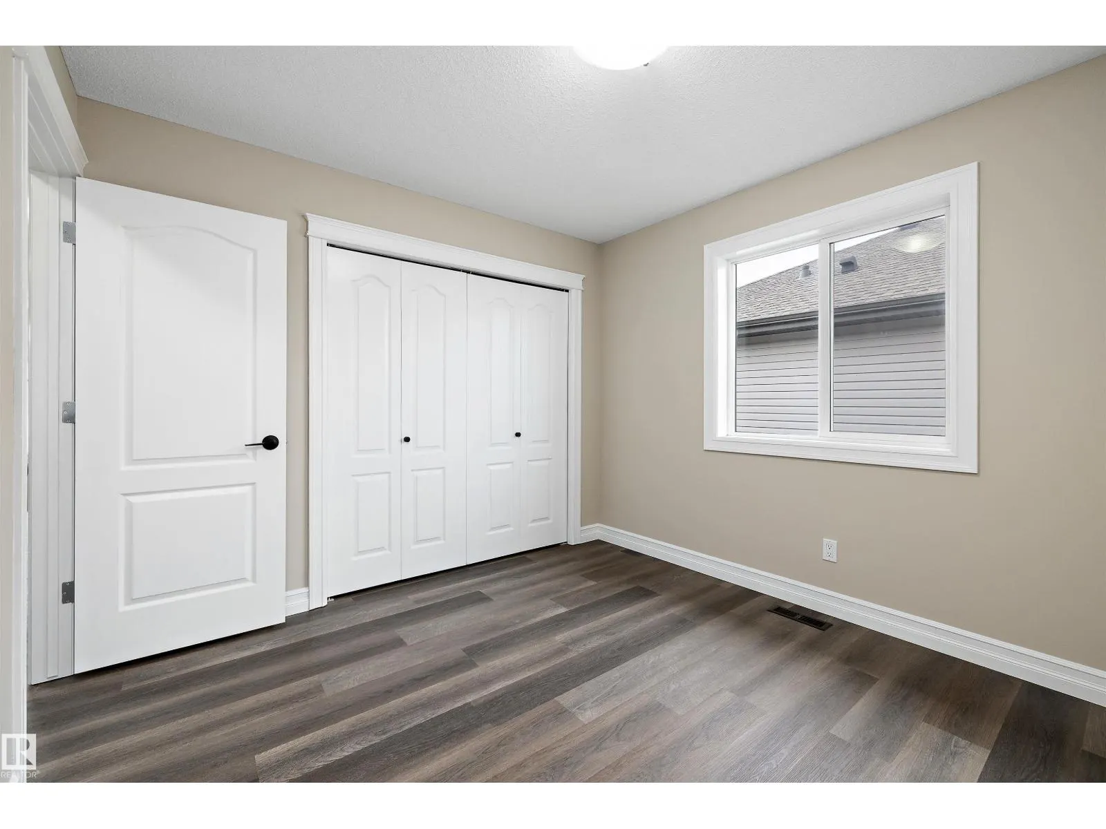 178 WOODBEND WY