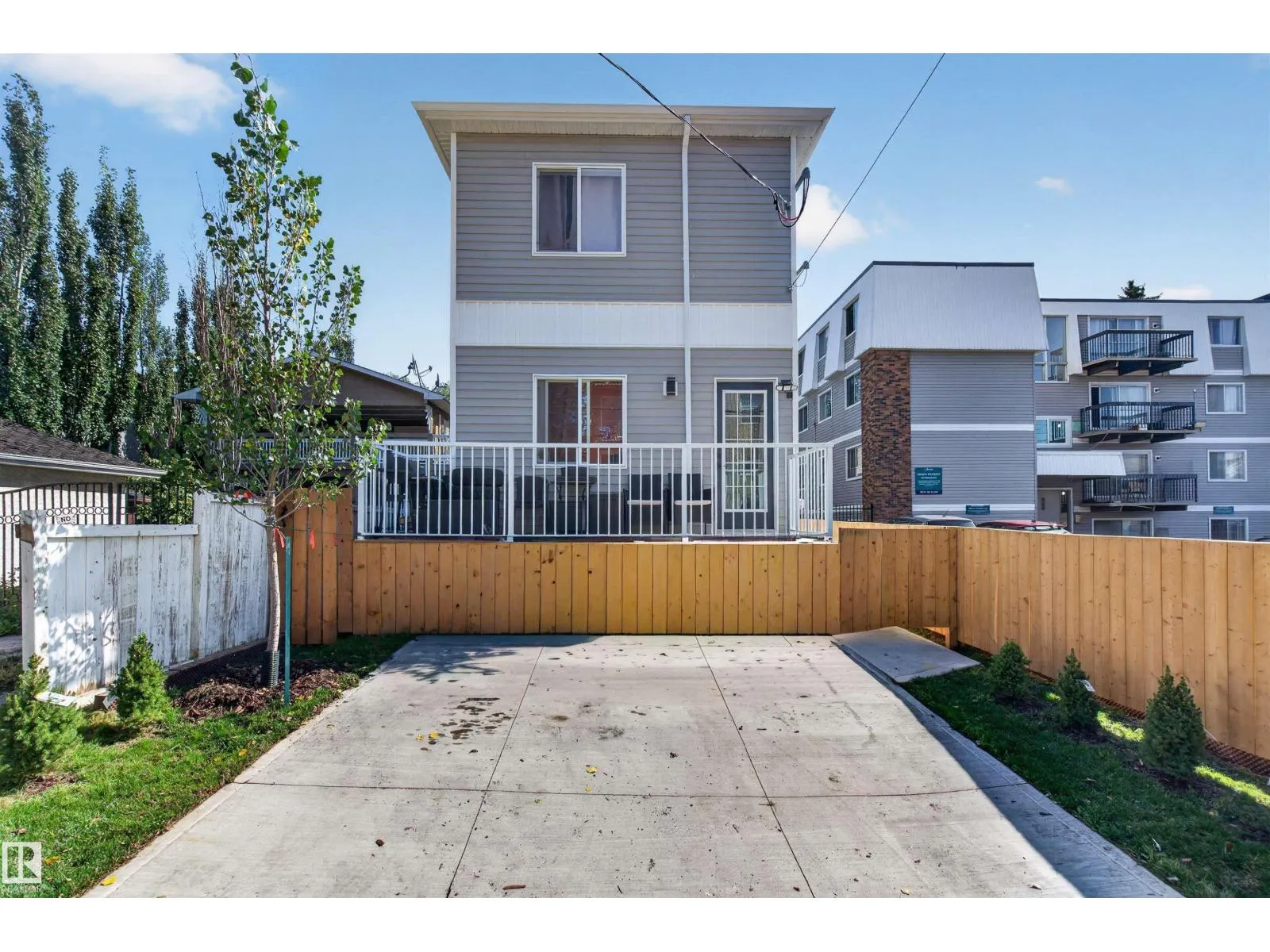 10726 107 ST NW