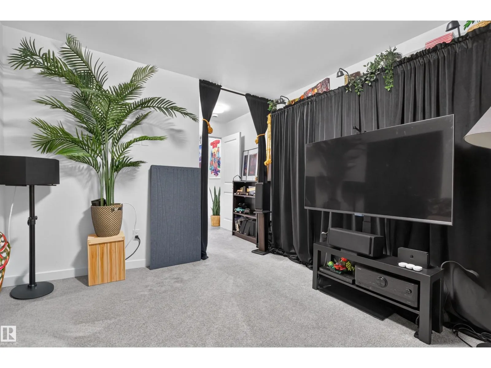 10726 107 ST NW