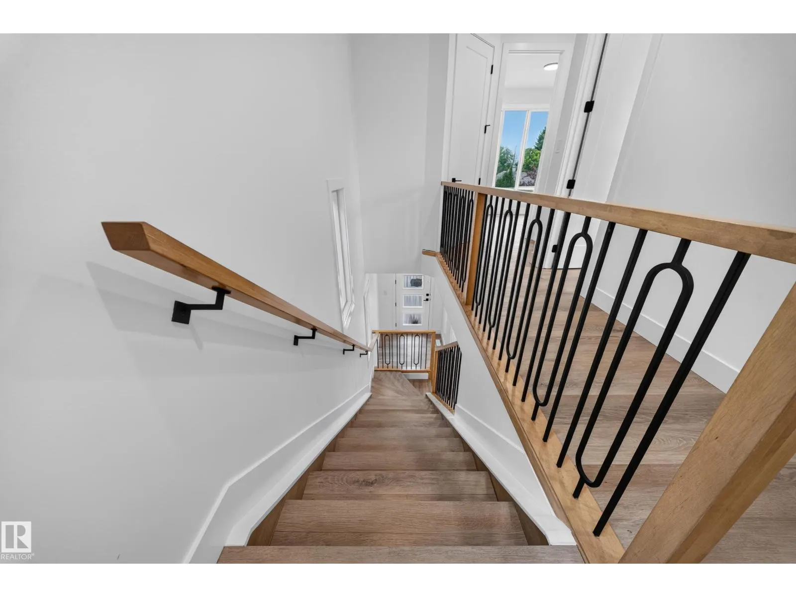 14610 85 AV NW