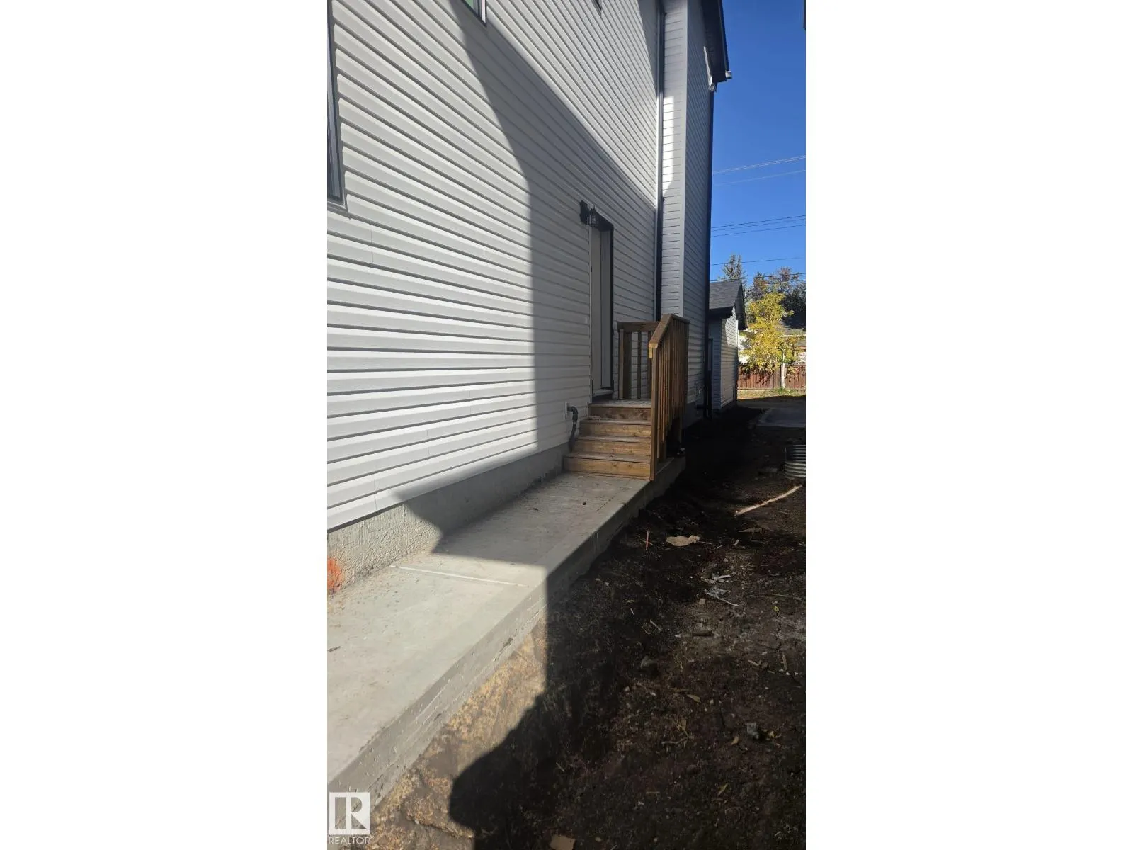 14610 85 AV NW