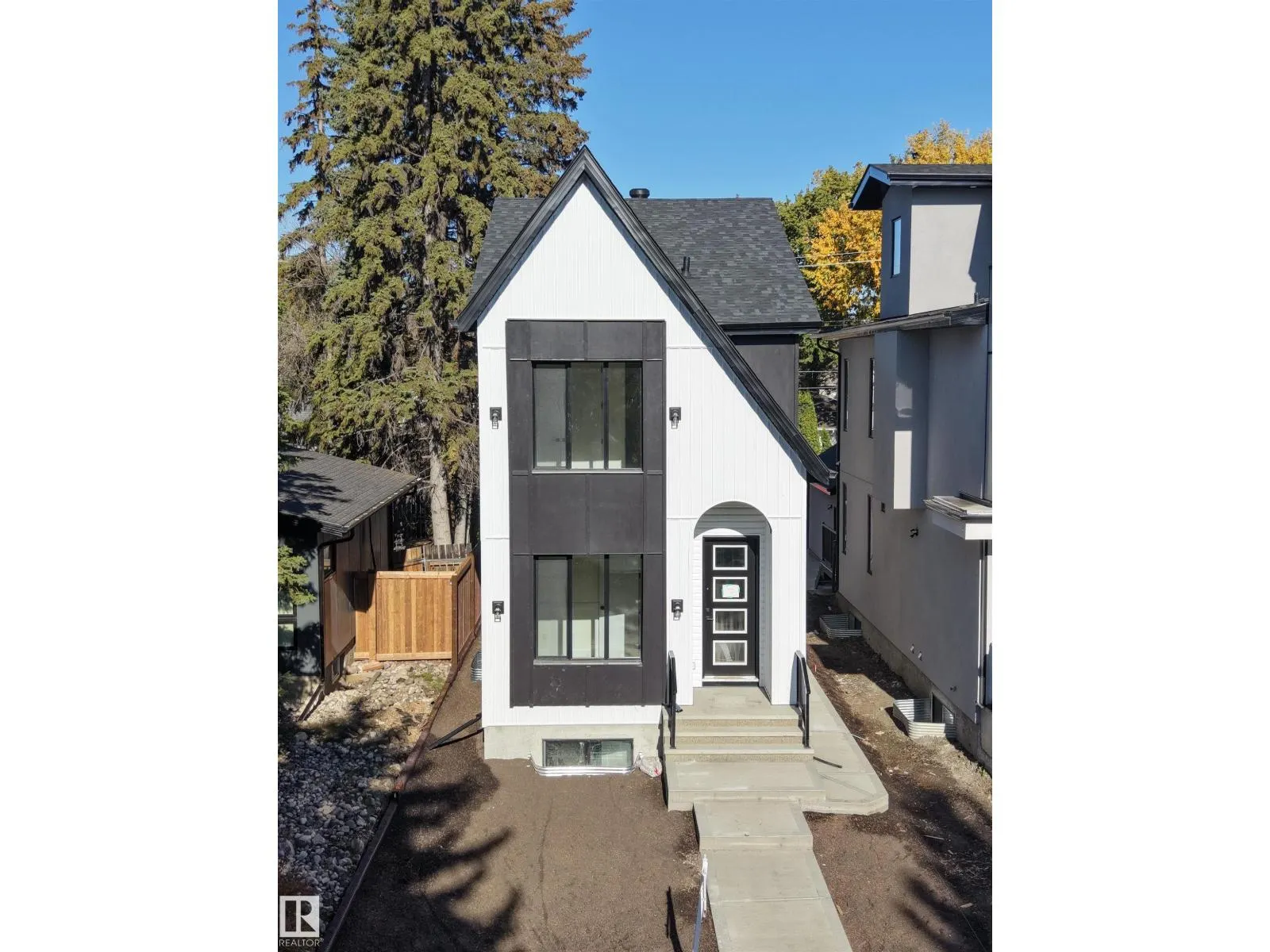 14610 85 AV NW