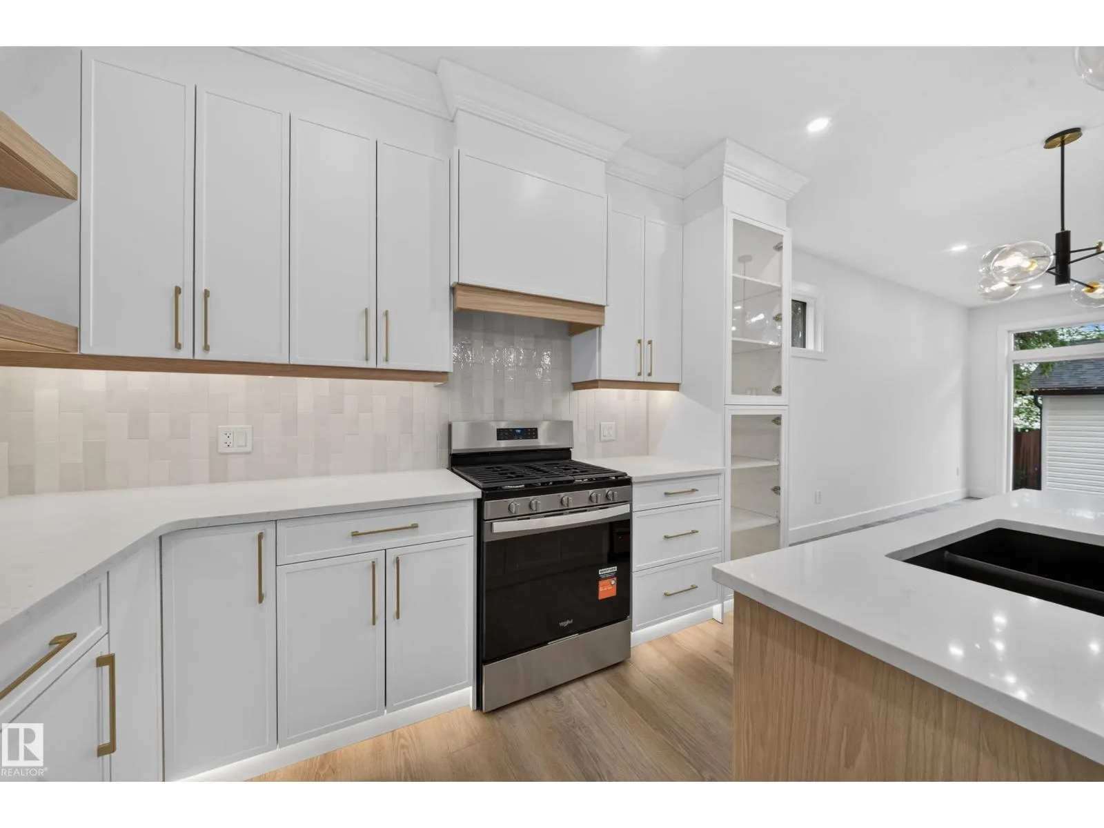 14610 85 AV NW