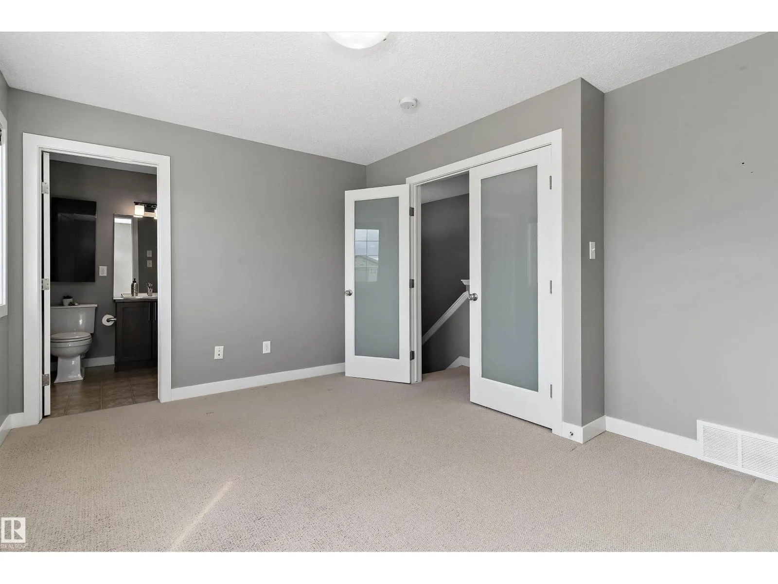 948 MORRIS WY