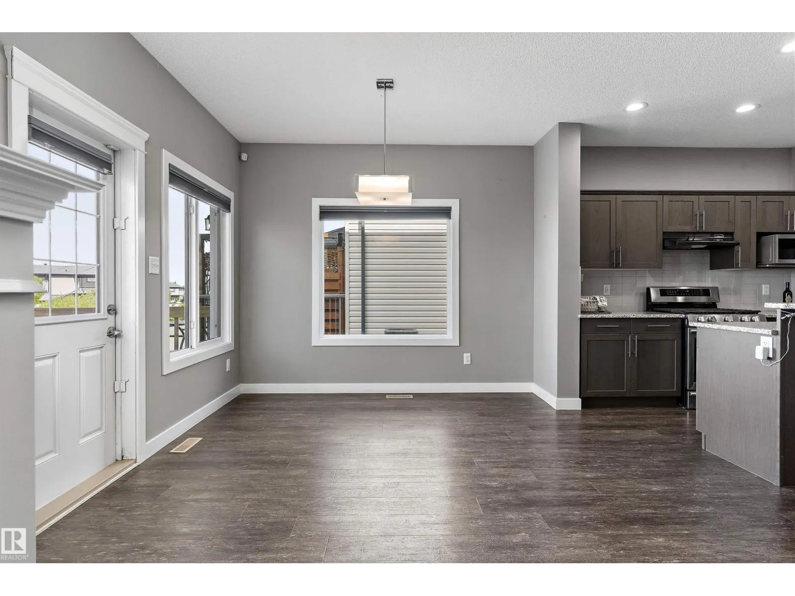 948 MORRIS WY