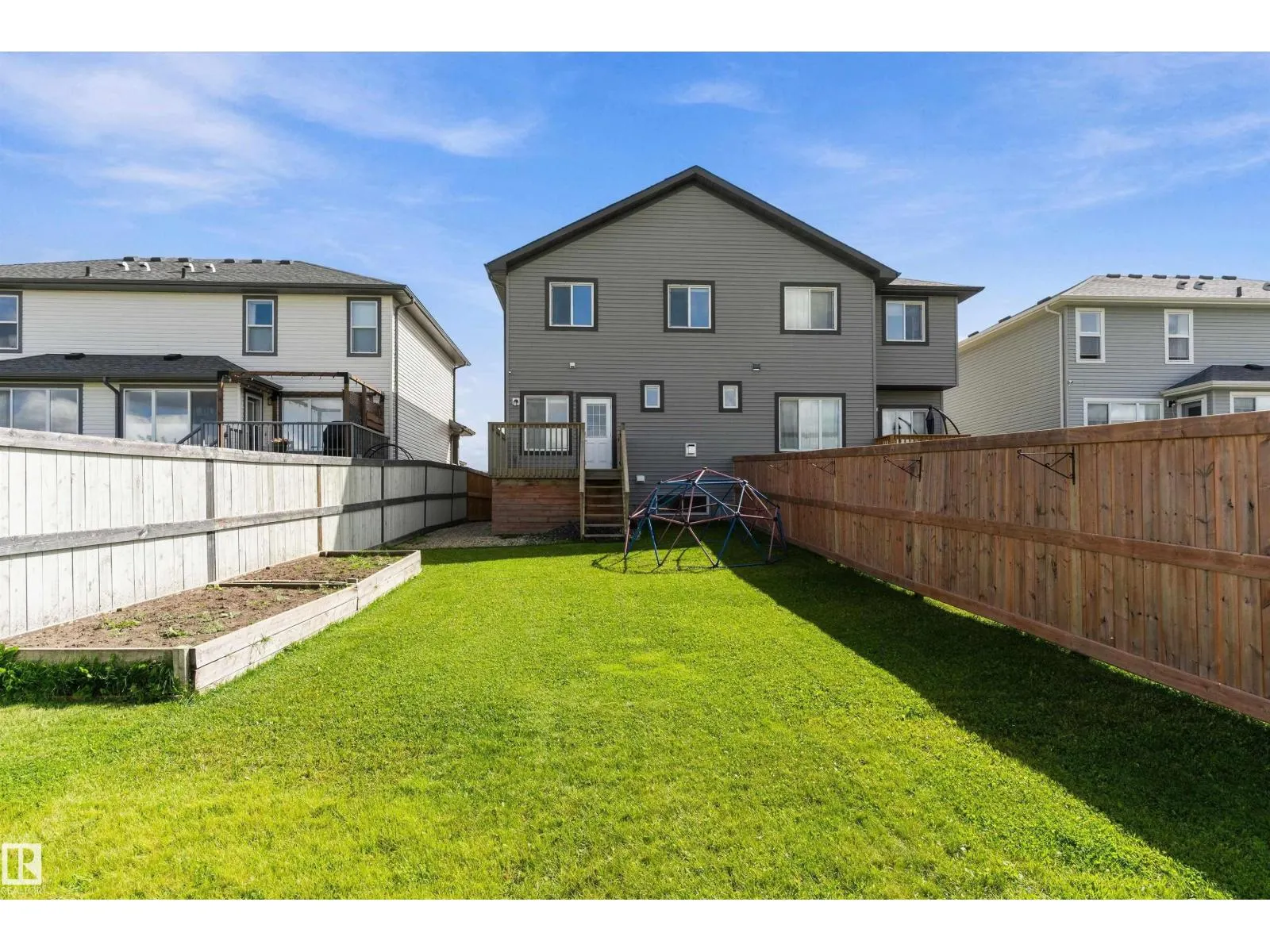 948 MORRIS WY