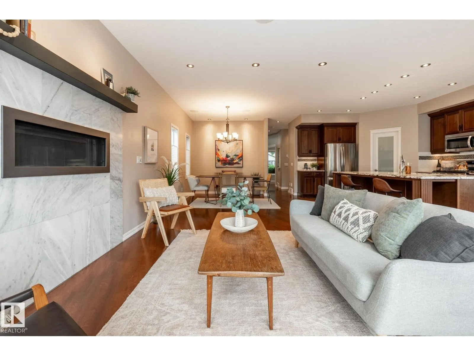 11122 52 ST NW