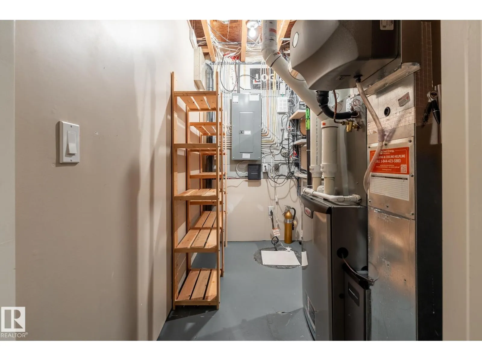 11122 52 ST NW