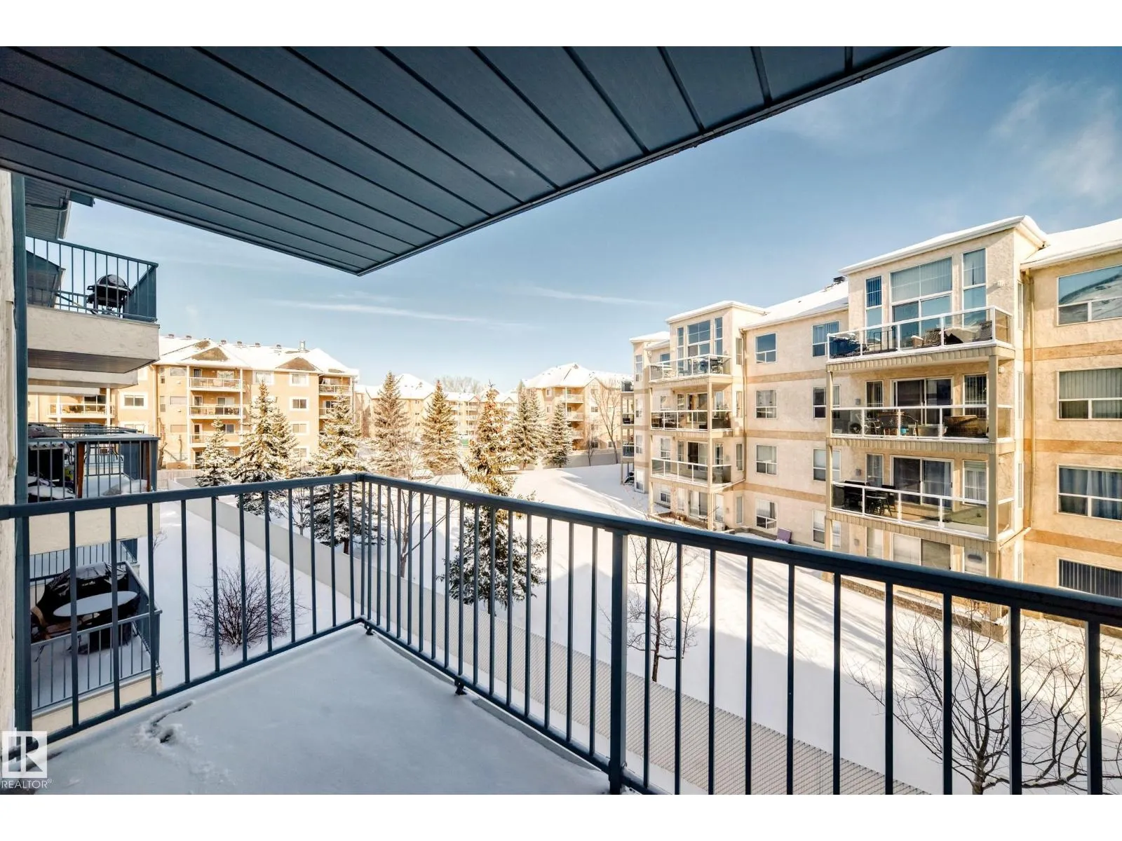 #320 9620 174 ST NW