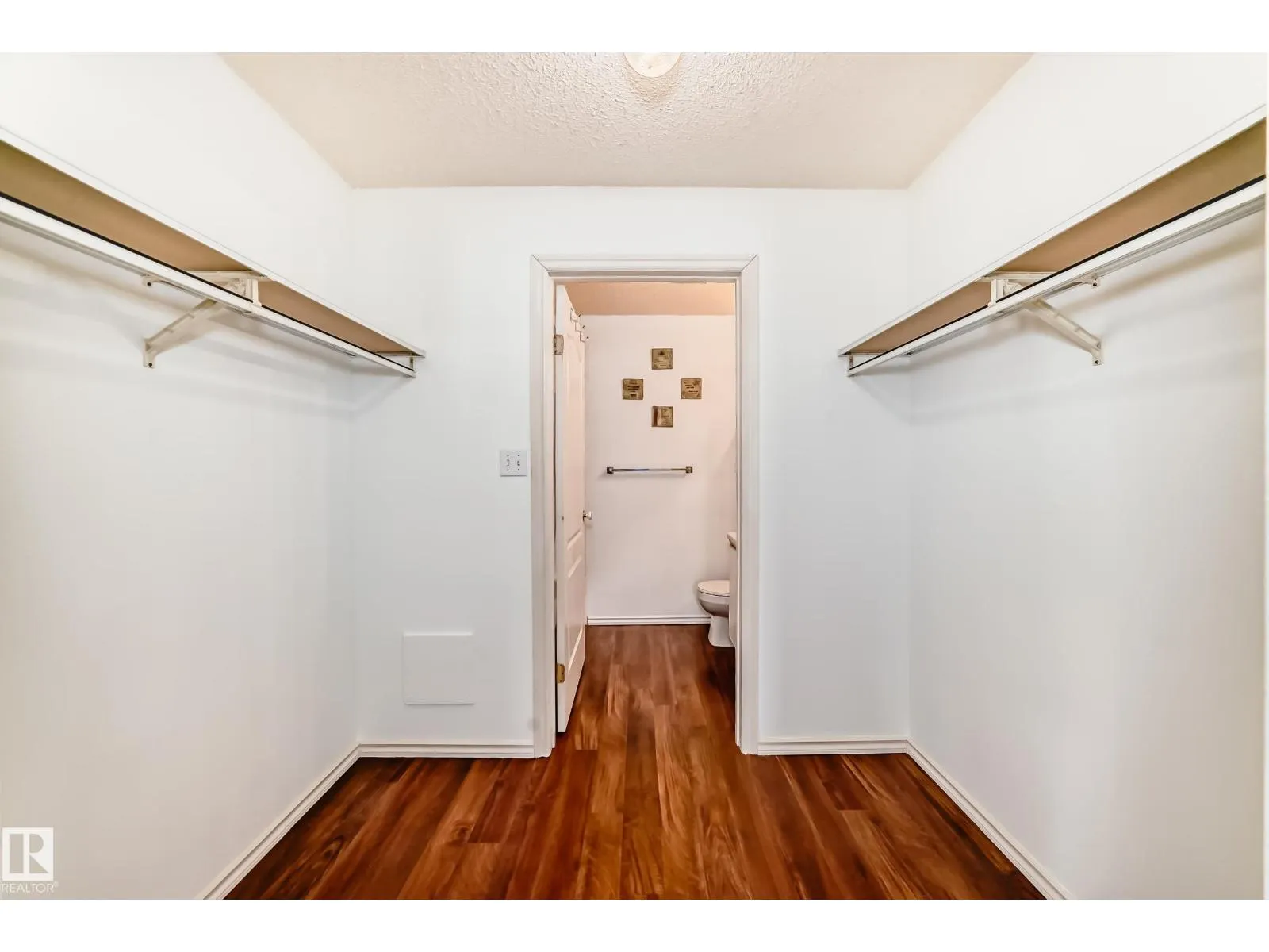 #320 9620 174 ST NW