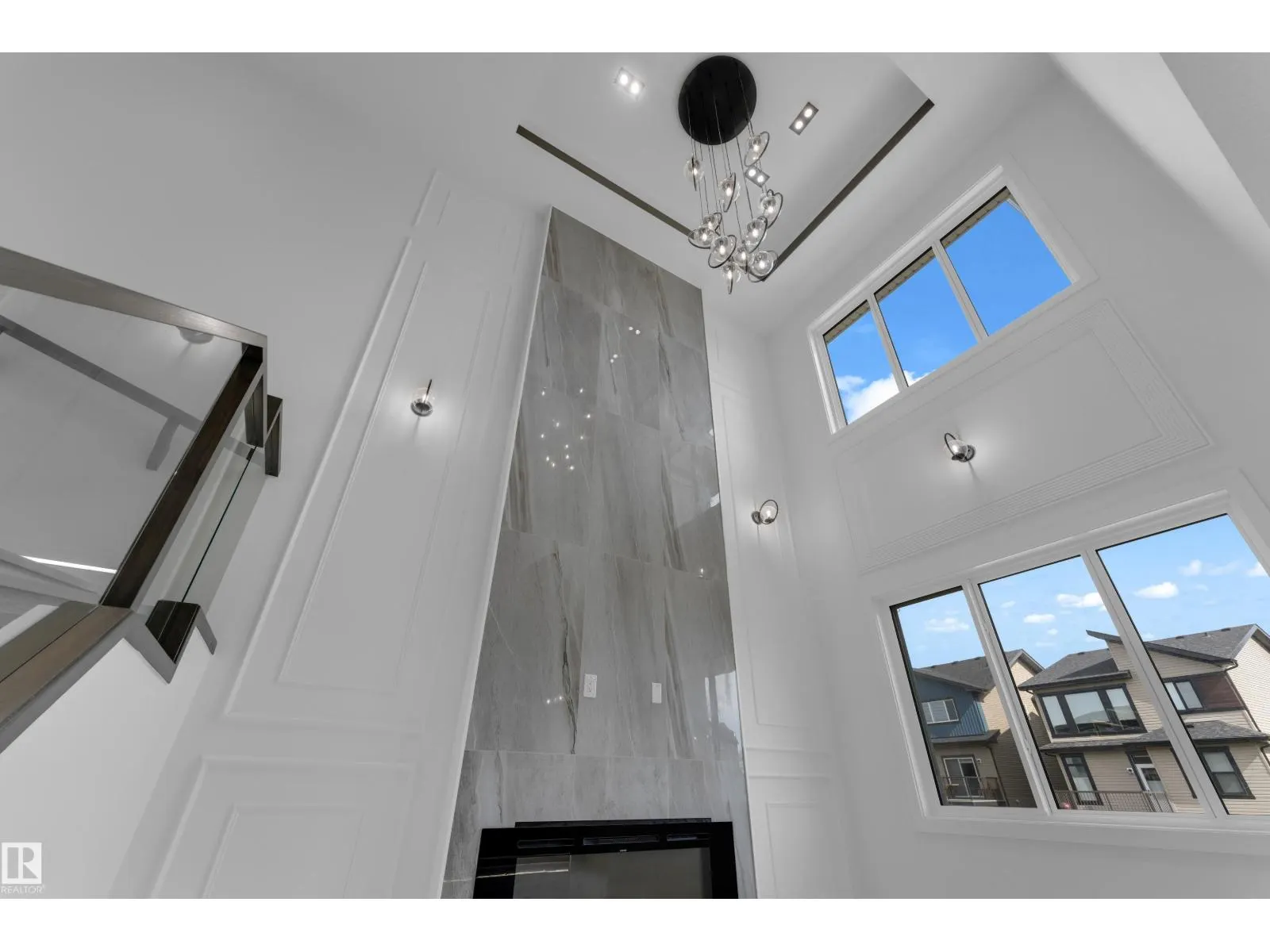 202 Linden LO