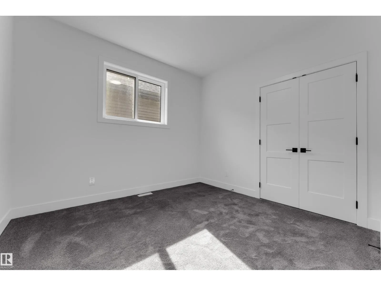 202 Linden LO