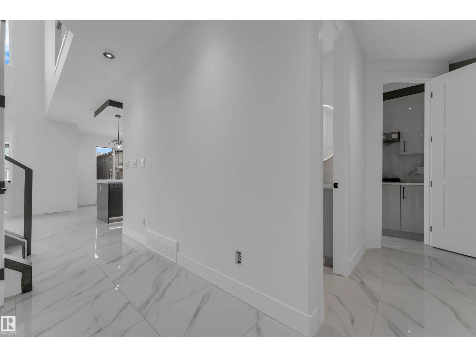 202 Linden LO