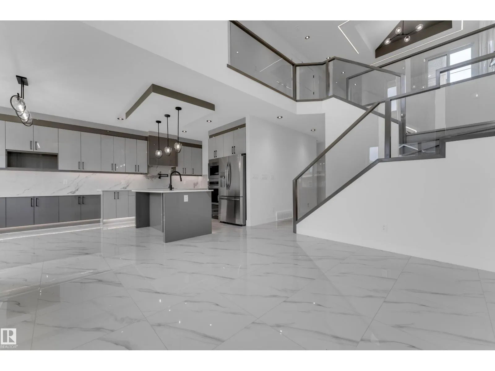 202 Linden LO