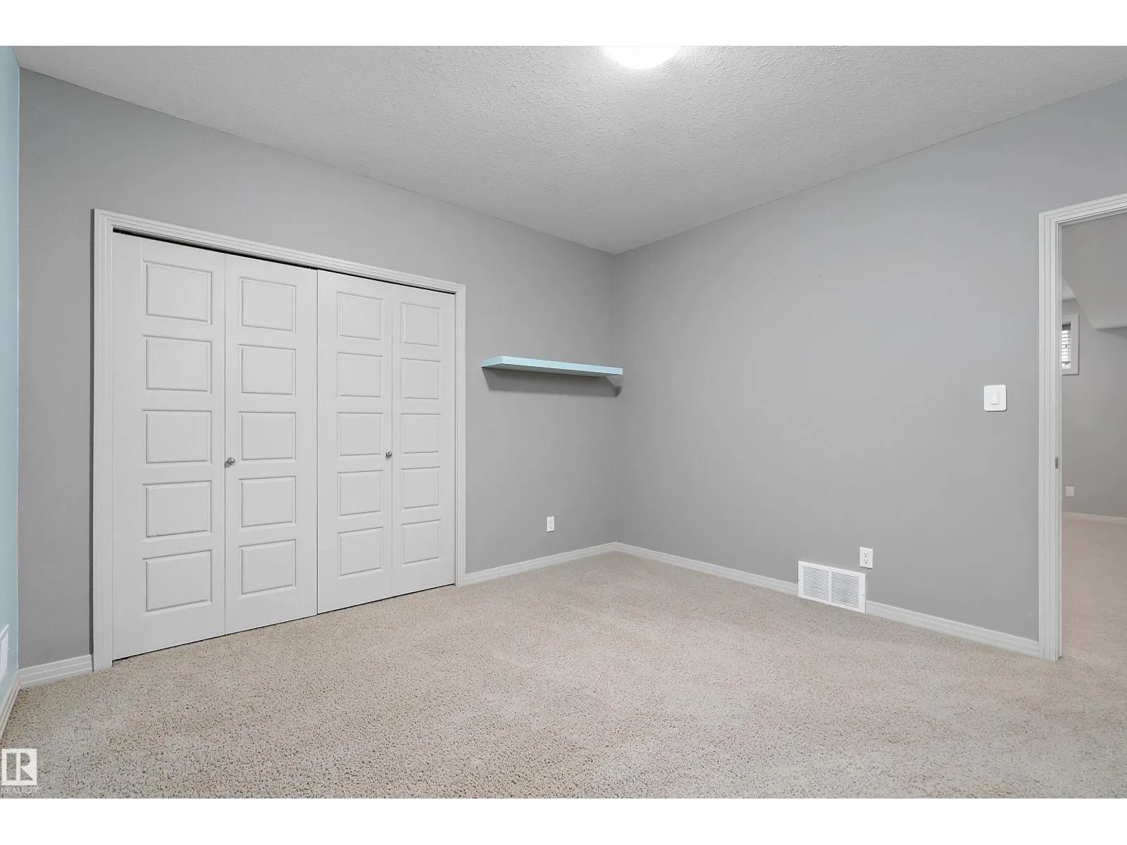 740 173 ST SW