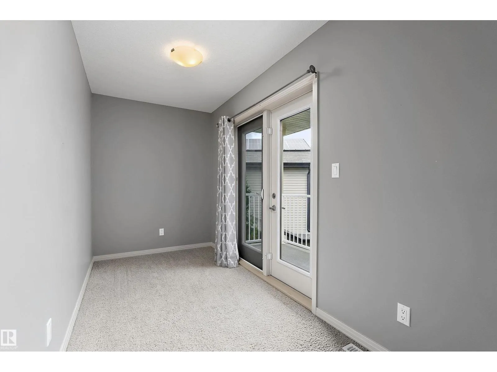740 173 ST SW