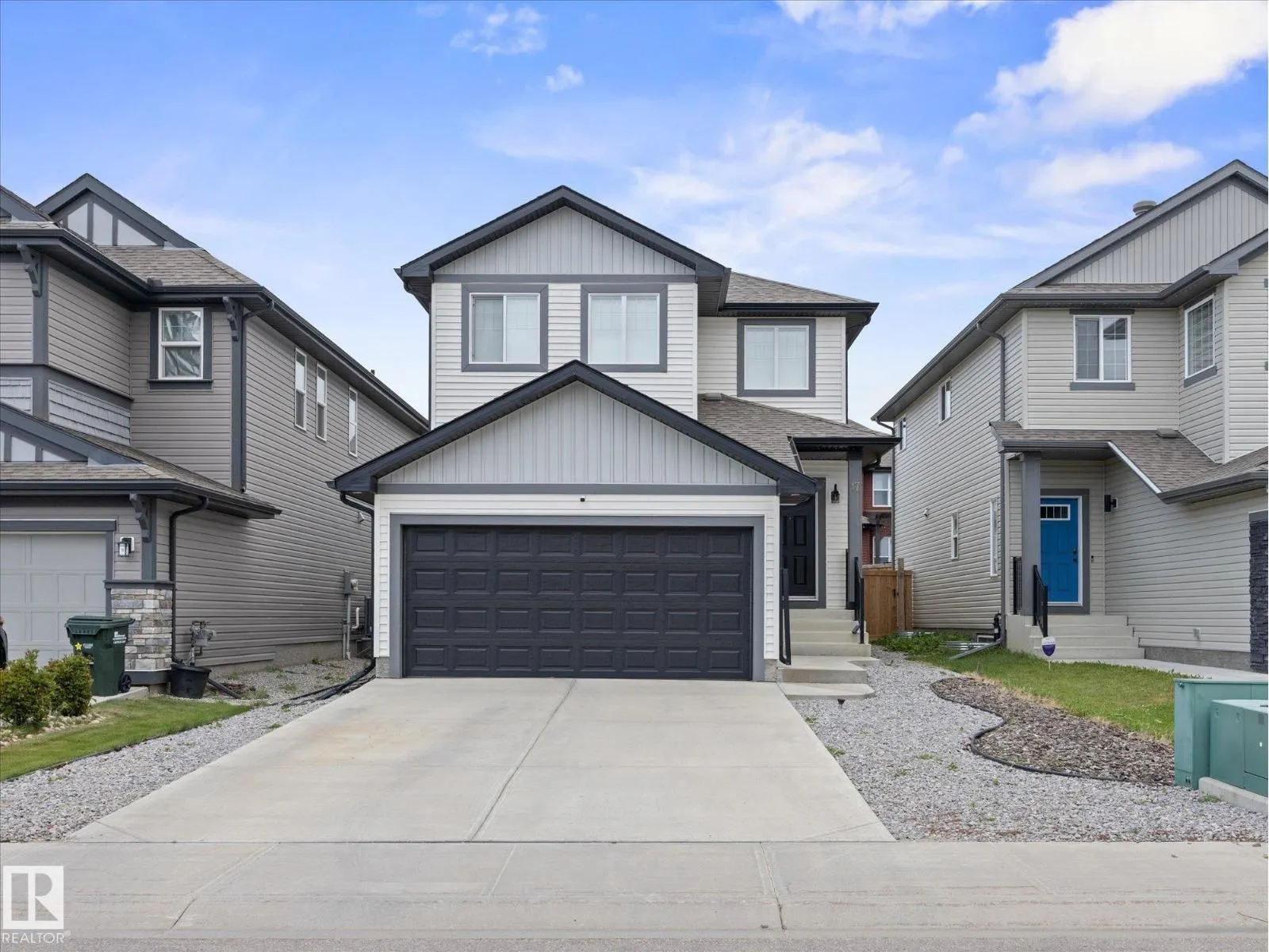 17 SAVOY CR