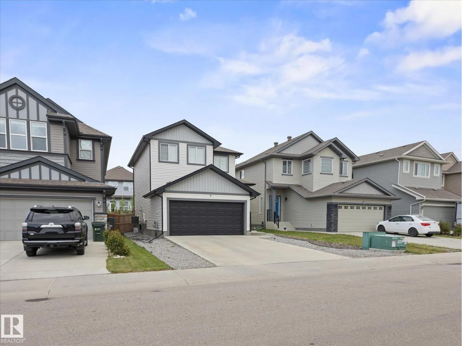 17 SAVOY CR
