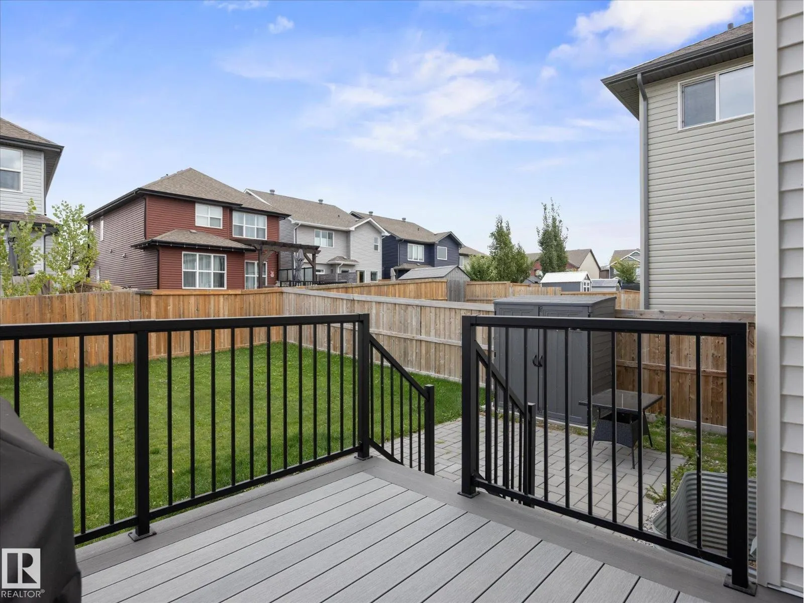 17 SAVOY CR
