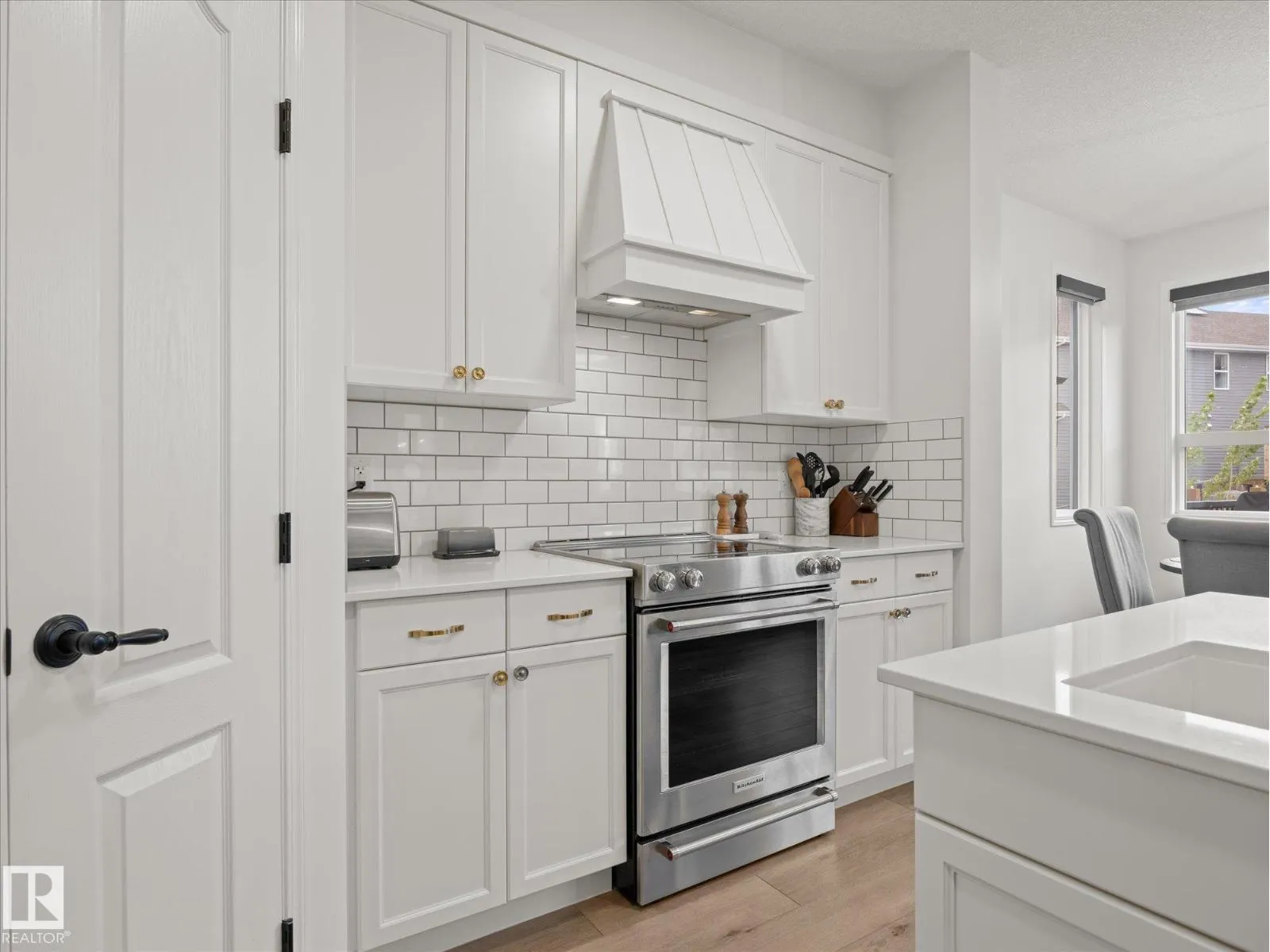 17 SAVOY CR