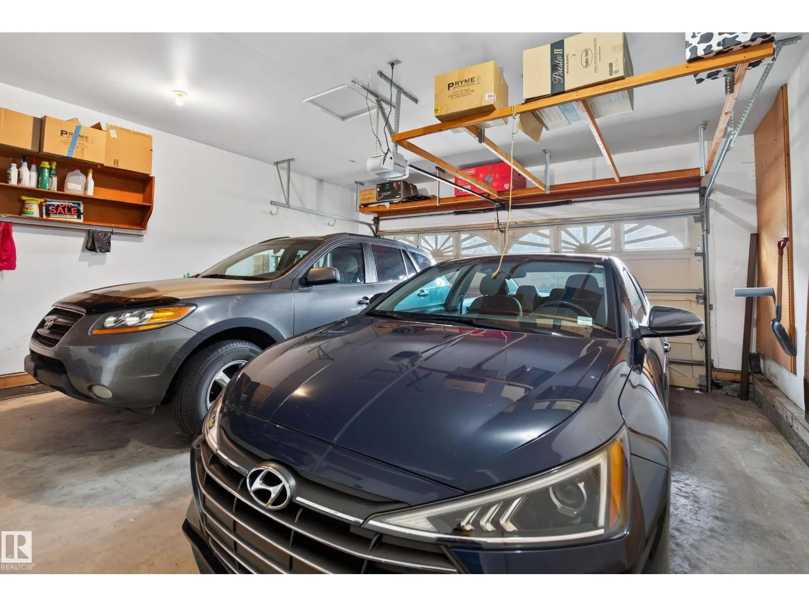 5712 123 AV NW