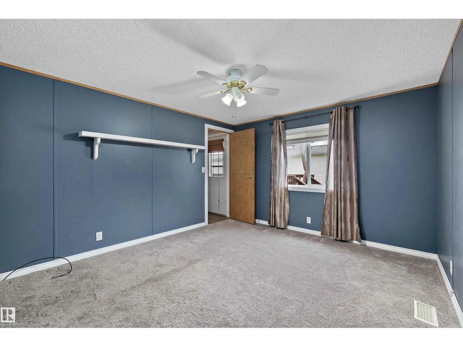 #161 3400 48 ST