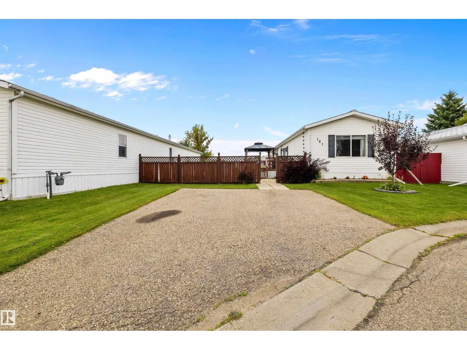 #161 3400 48 ST