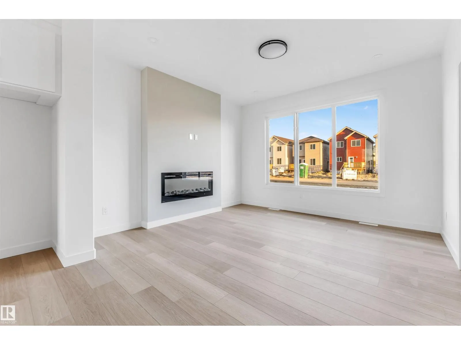 534 Ashgrove Circle