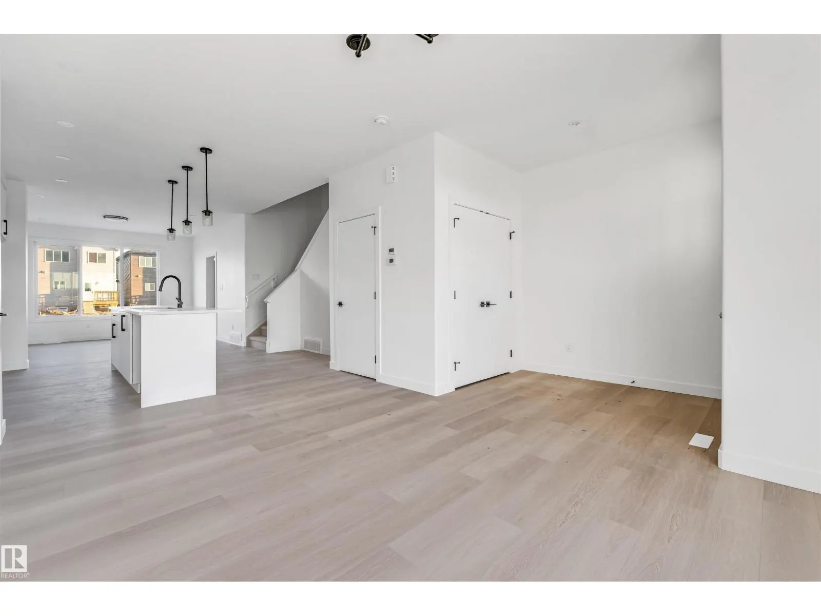 534 Ashgrove Circle