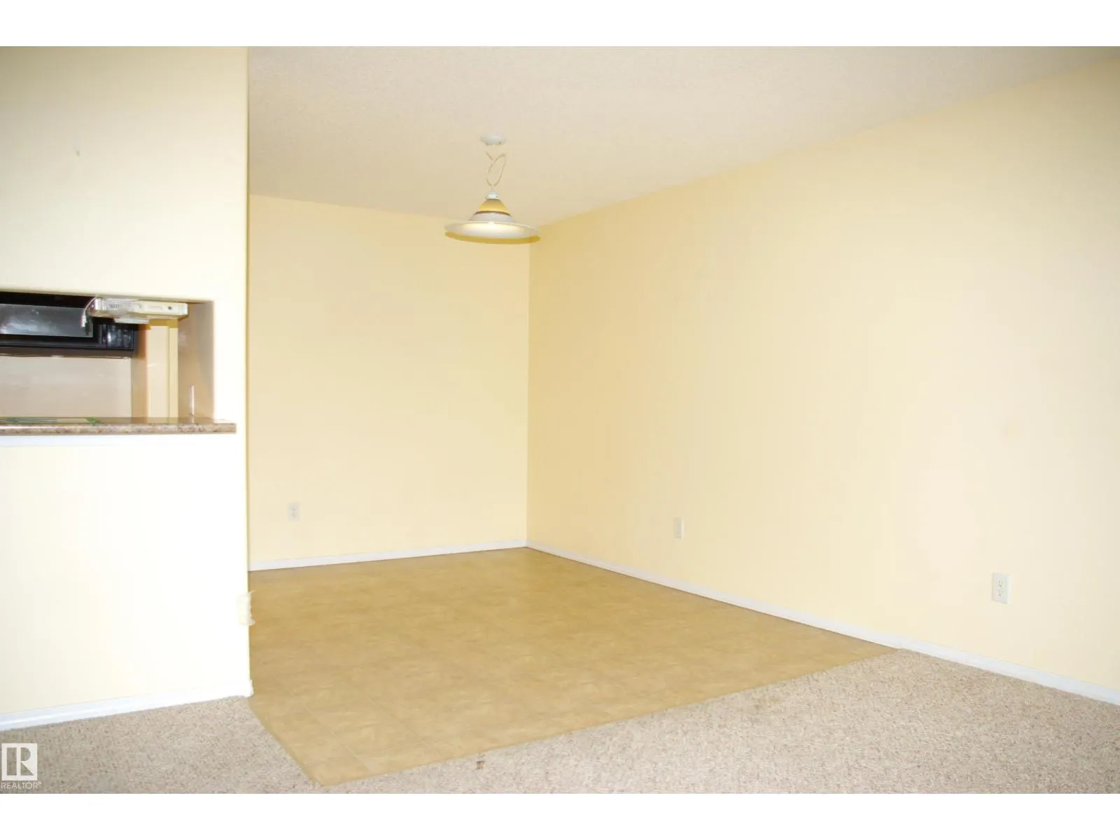 #305 70 WOODSMERE
