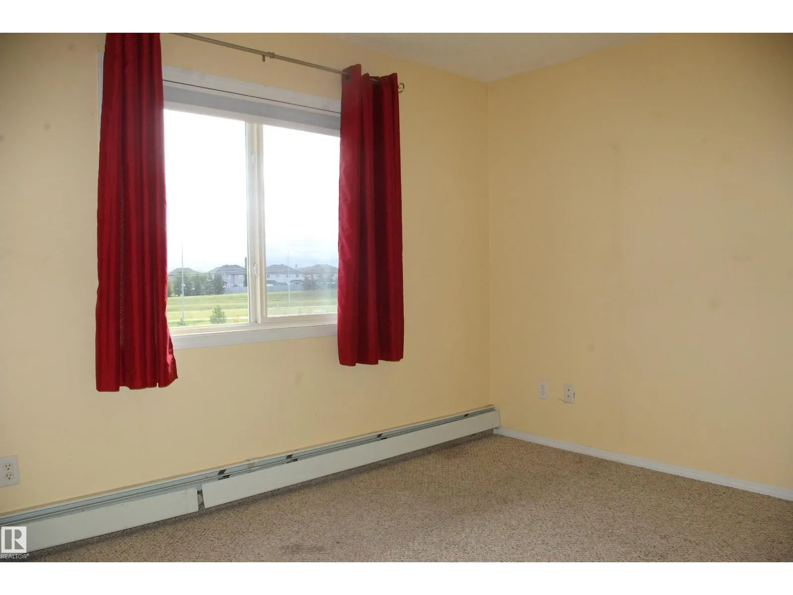 #305 70 WOODSMERE