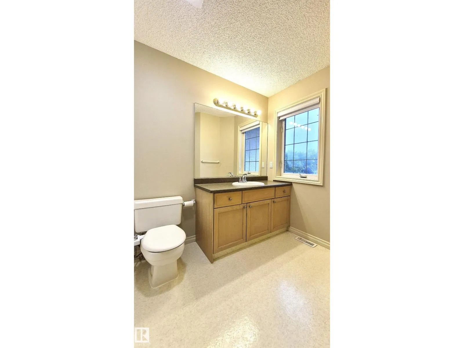 125 Coloniale WY