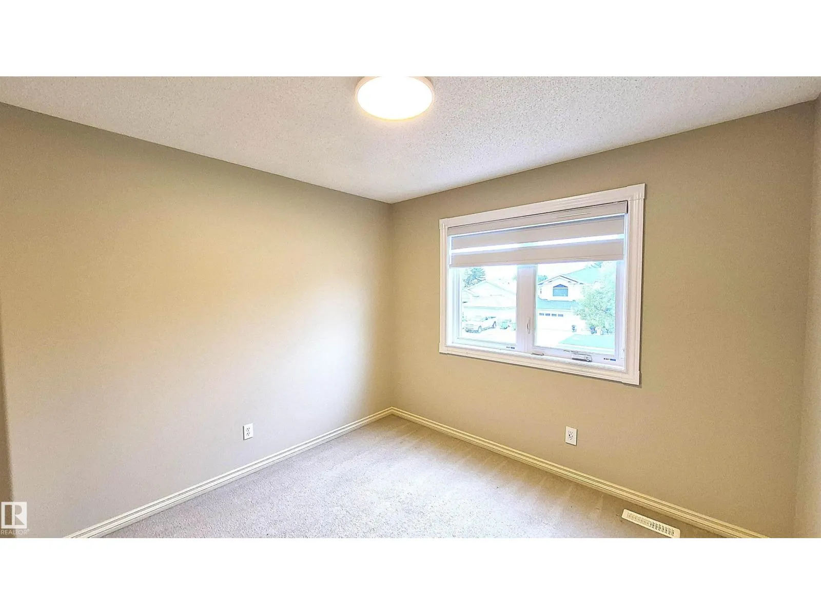 125 Coloniale WY