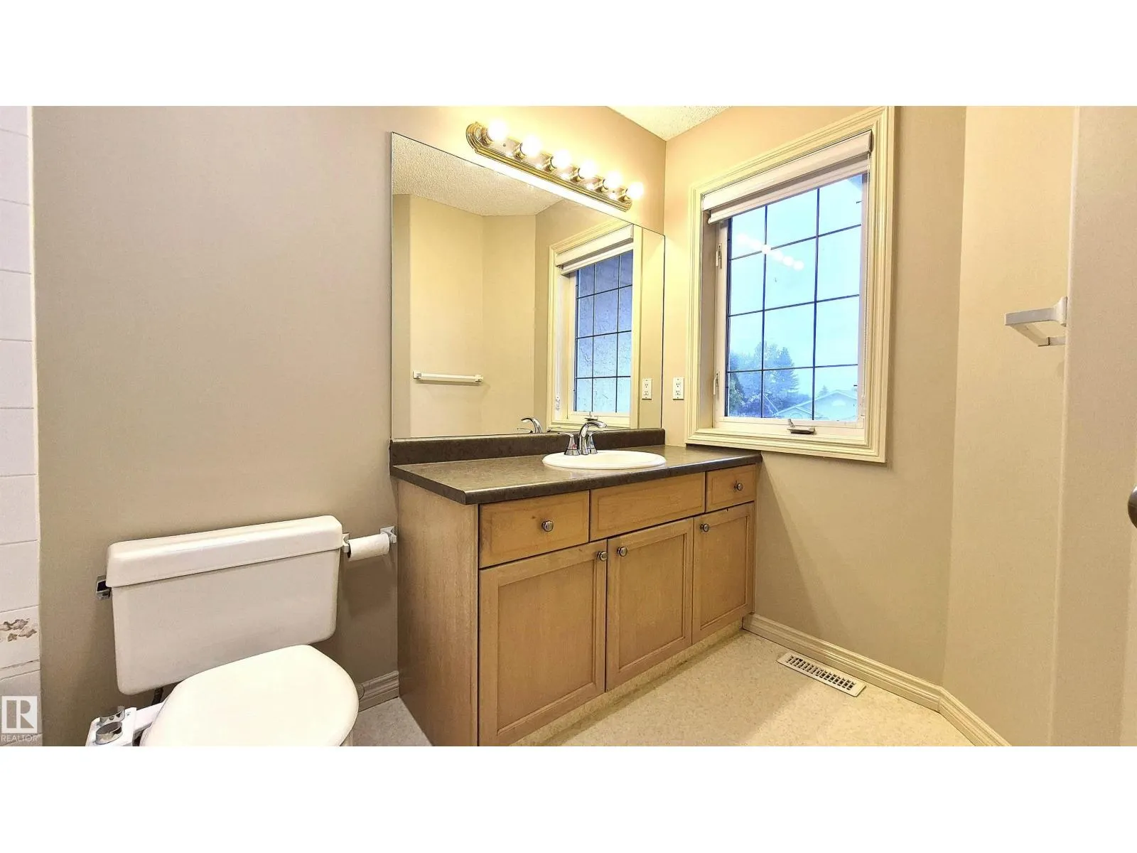 125 Coloniale WY