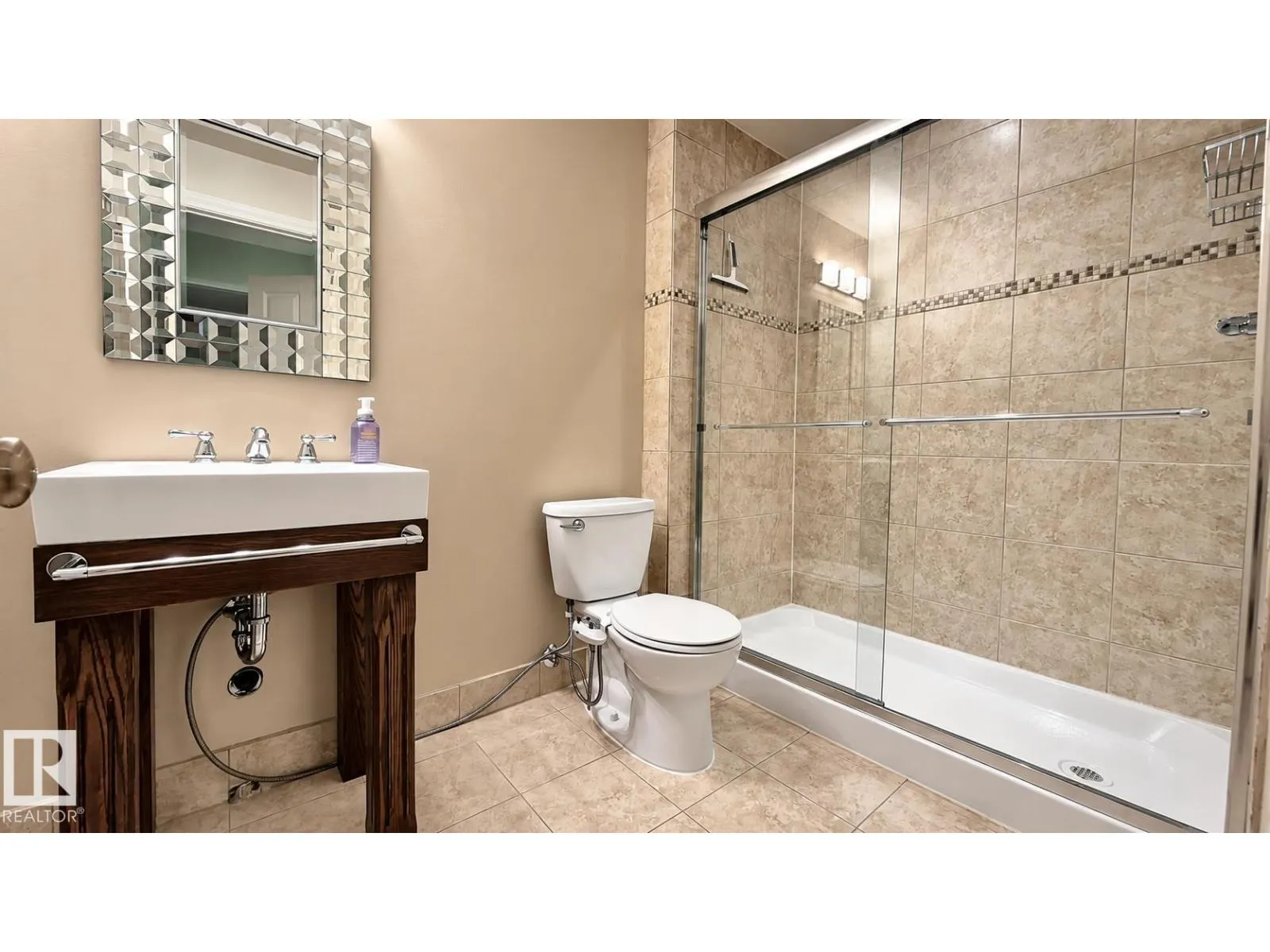 125 Coloniale WY