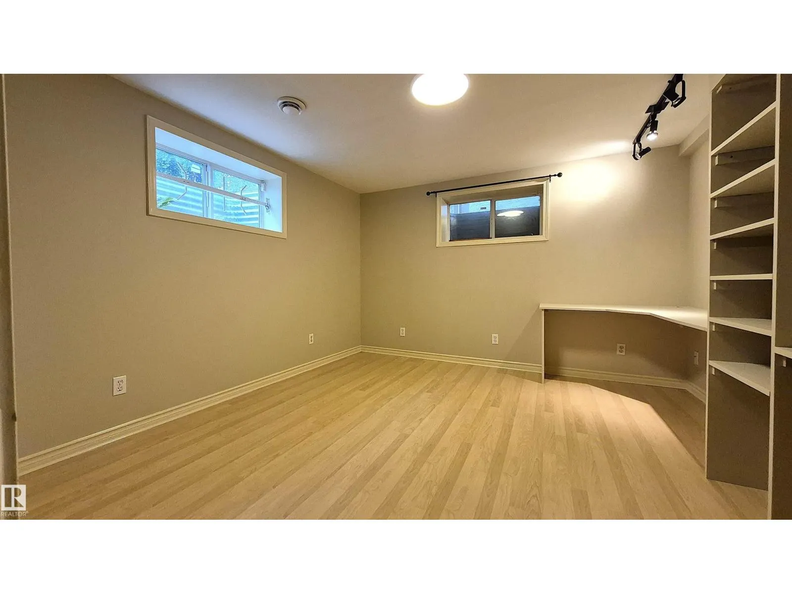 125 Coloniale WY