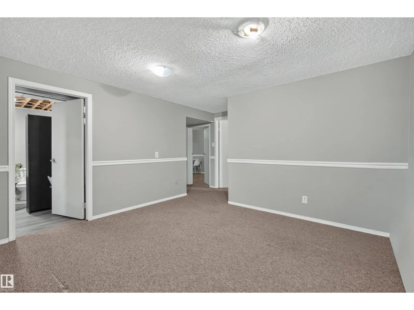 3606 44 ST